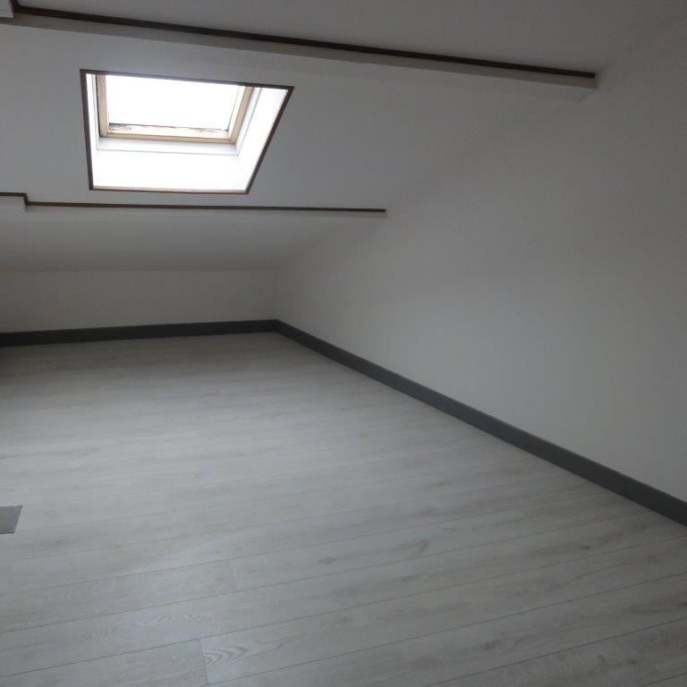 Location Appartement 4 pièces 111m² LE CREUSOT 71200 - Photo 1