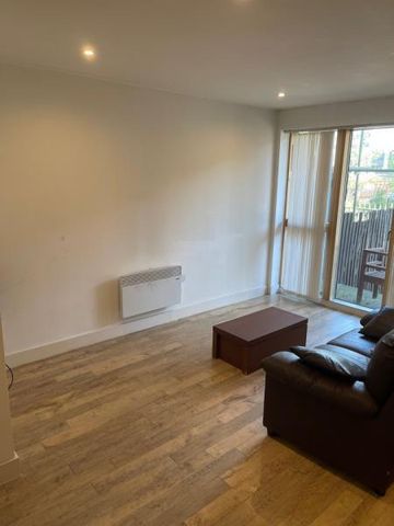 Studio to rent - Photo 2