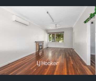 Charming 3 x 1 - Photo 2