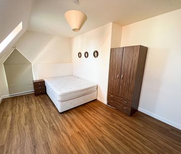 2 bedroom maisonette to rent - Photo 4