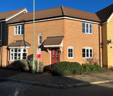 Wintergreen Road, Bury St. Edmunds, Red Lodge - Photo 3