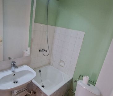 Location Appartement 2 pièces 40m² - Photo 2