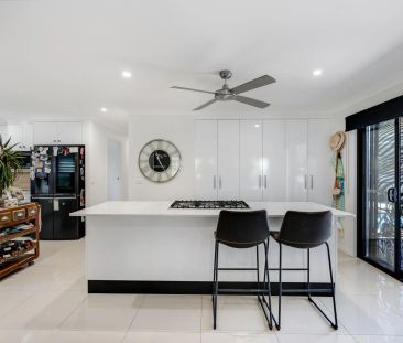 Spacious Single-Level Living with Pool & Workshop Opposite the Golf... - Photo 4