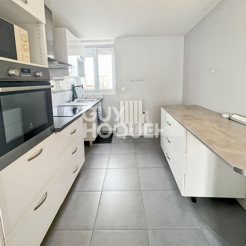 À vendre : Appartement 2 pièces à FONTENAY TRESIGNY - Photo 1