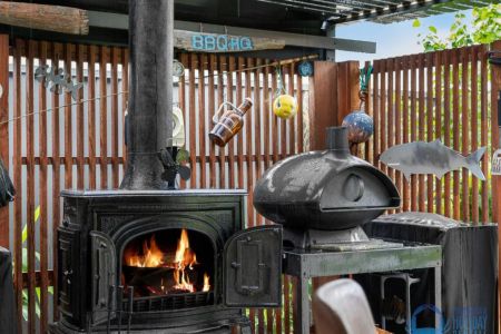 Fully Furnished 3x2 Home - Prime Location in Mandurah - Photo 3