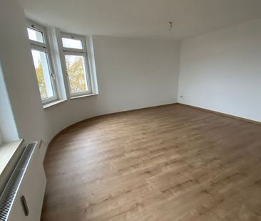 GerÃ¤umige helle 3 Raum Wohnung Zwickau Marienthal ab sofort zu ver... - Photo 1