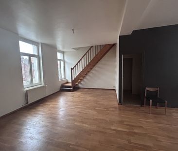 Location Appartement 4 pièces 97m² - Photo 1