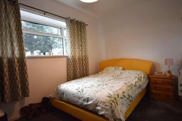 Weston Court, Holton Road, CF63 - Photo 1