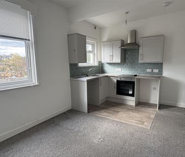 Grosvenor Road, Scarborough - Photo 3