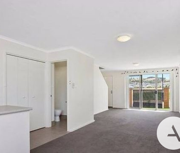 57 Turbayne Crescent, Forde ACT 2914 - Townhouse For Rent | Domain - Photo 3