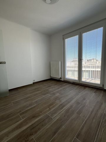 Traumhafte 2-Zimmer Wohnung mit 2 Balkonen in Mödling - Perfekt saniert und ideal gelegen! - Photo 2