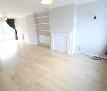 4 bedroom semi-detached house to rent - Photo 3