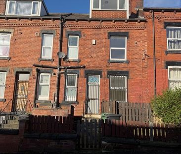 2 Bed Terraced House, Ashton Mount, LS8 - Photo 2