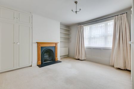 Chalcot Road, Primrose Hill, London, NW1 8LP - Photo 4