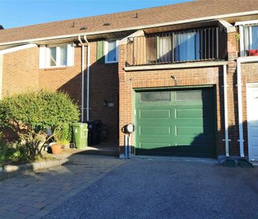For Lease - 75 Ecclesfield Drive, Toronto, Ontario - Photo 2
