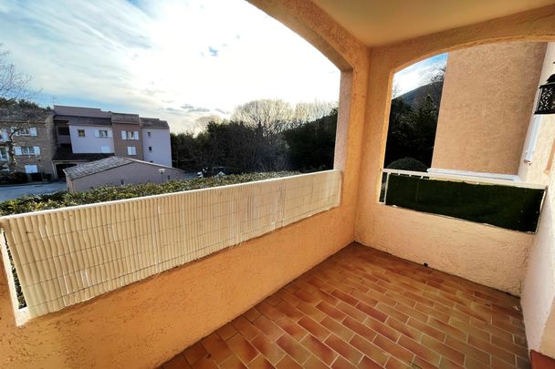 Dans secteur résidentiel recherché - Appartement T2 - Photo 1