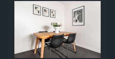 Style, Space, Your Ideal Bayside Place - Photo 3