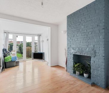 3 bedroom end of terrace house to rent - Photo 6