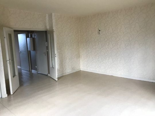 T4 Bourg-de-Thizy - Photo 1