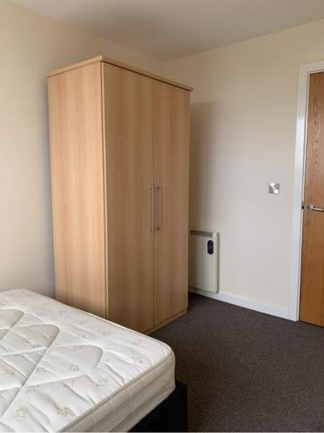 2 bedroom apartment to rent - Photo 4