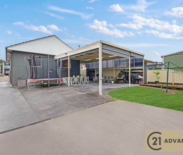 Family Home with Expansive Outdoor Entertaining - Photo 3