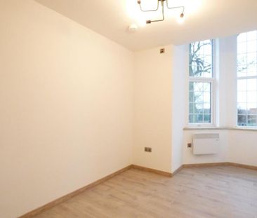 Ferrybridge Road, Castleford - Photo 1