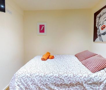 Studio to rent - Photo 6