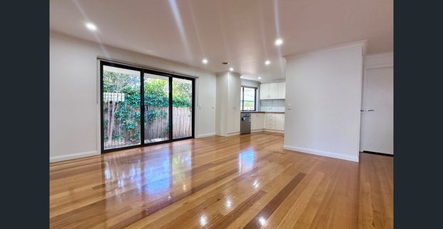 Stylish Single Level in Convenient Location - Photo 1