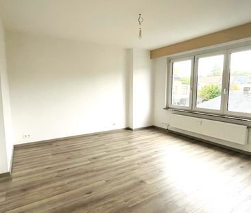 volledig vernieuwd appartement gelegen in een klein gebouw op de 2e... - Photo 3