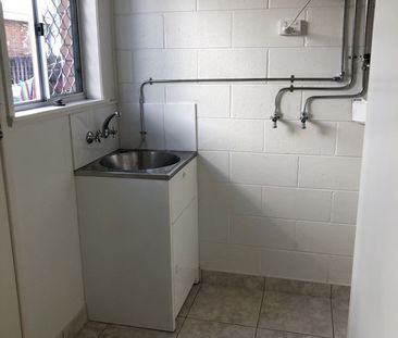 2/20 Byron Street, Mackay QLD 4740 - House For Rent | Domain - Photo 5