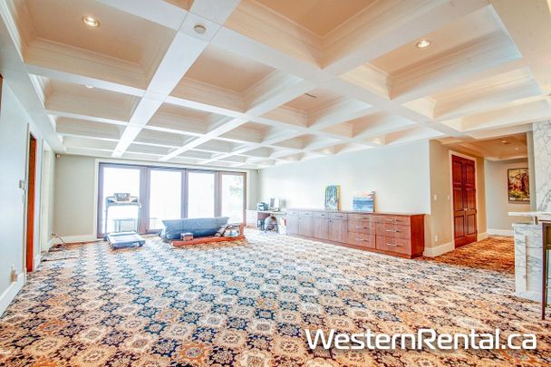 69** Isleview Road, West Vancouver, BC V7W2L1 - Photo 1