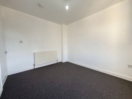 3 bed terraced house to rent in Middlecotes, Coventry, CV4 - Photo 3