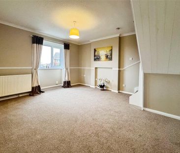 2 bedroom end of terrace house to rent - Photo 1