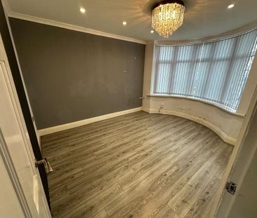 3 bedroom semi-detached house to rent - Photo 6