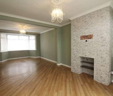 Lion Road, Edmonton, N9 - Photo 2