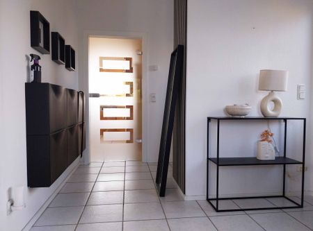 *Einfamilienhaus mit 2 Schlafzimmern* herrliche Aussicht und ruhige Lage unweit des Zentrums - Photo 5