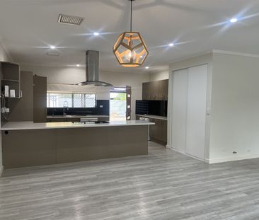 Modern Three Bedroom Home in Larapinta - Photo 4