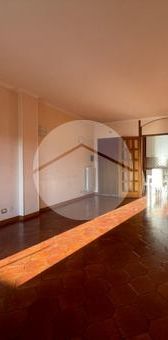Bilocale in affitto - Photo 1
