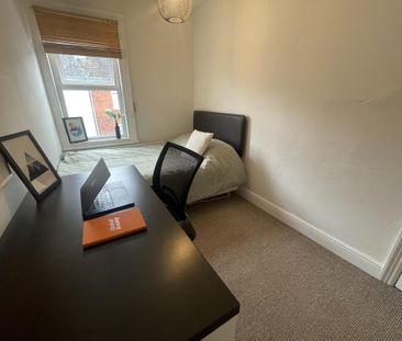 1 bedroom terraced house to rent - Photo 4