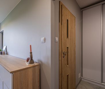 Umeblowana kawalerka - Zdjęcie 1