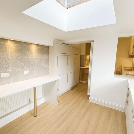 9 bedroom house share to rent - Photo 4