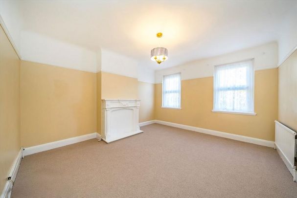 2 bedroom maisonette to rent - Photo 1