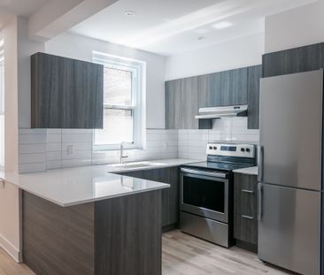 2105 Chomedey Street - Photo 5