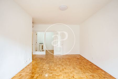 Flat for rent in Doctor Esquerdo. - Photo 2