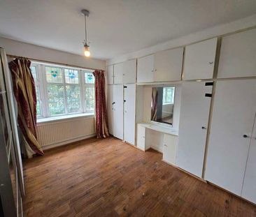 Manor Road, Salford, M6 - Photo 3