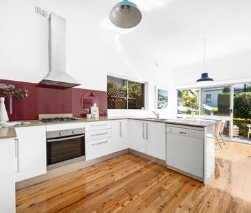 13 St James Road, Bondi Junction NSW 2022 - House For Rent | Domain - Photo 4