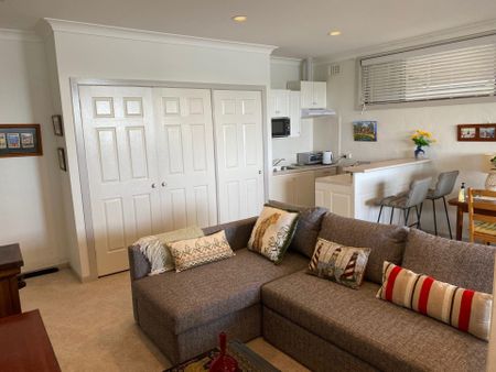 76a Cutler Road, Clontarf NSW 2093 - Apartment For Rent | Domain - Photo 3