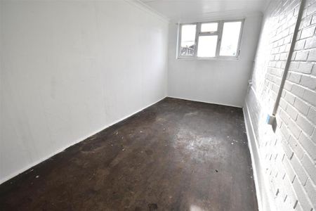 3 bedroom detached bungalow to rent - Photo 5