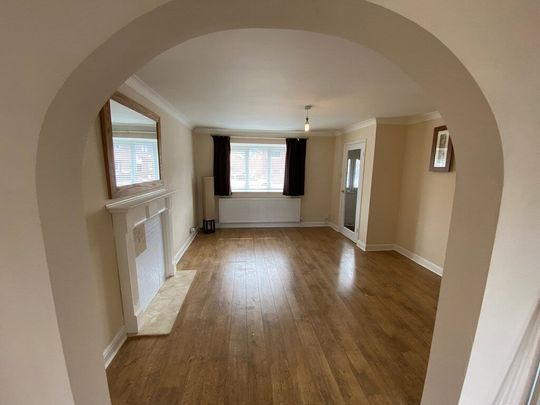 Wadsworth Road, Bramley, S66 1UB - Photo 1