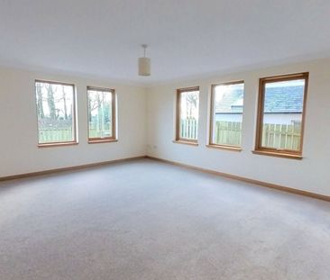 3 bedroom detached house to rent - Photo 4